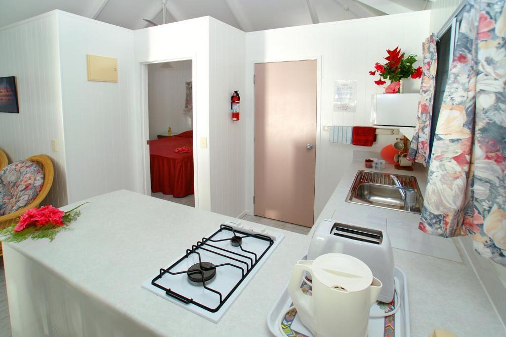 Sunhaven Beach Bungalows (Adults Only) Đảo Đảo Rarotonga Phòng bức ảnh